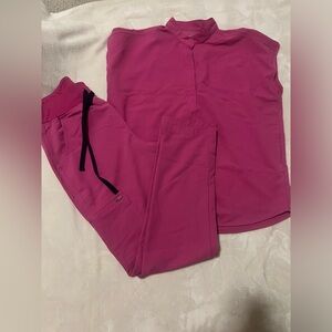 Figs scrub set